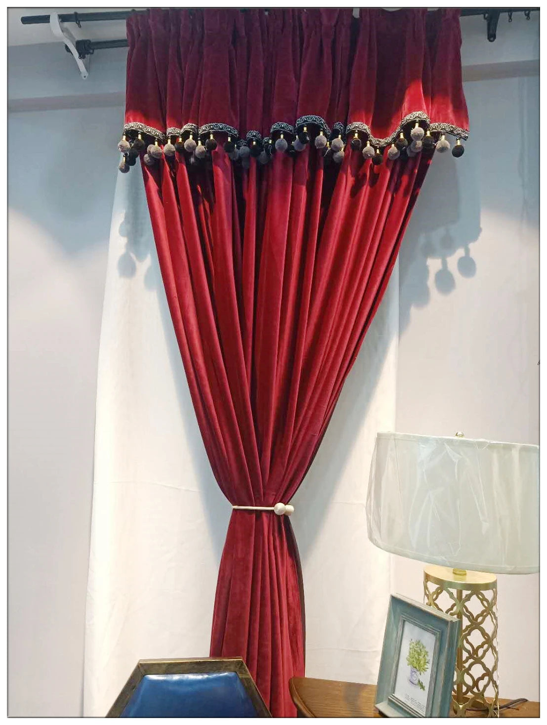 rideau velours rouge opulent classique résistant l’eau fenêtre française salon chambre coucher