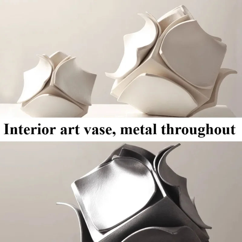 vases intérieurs modernes métal gris blanc décoratifs table élégants sculpturaux fleurés