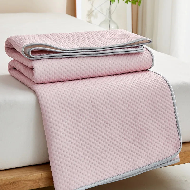 tapis sol moderne bleu rose gris géométrique petits points opaque simple ruban élastique