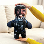 peluche uniforme police casque poches détails réaliste couleurs bleu marine noir blanc sofa deco