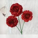 décoration intérieure fleurs artificielles soie rouge rose blanches classiques tringle mariage anniversaire