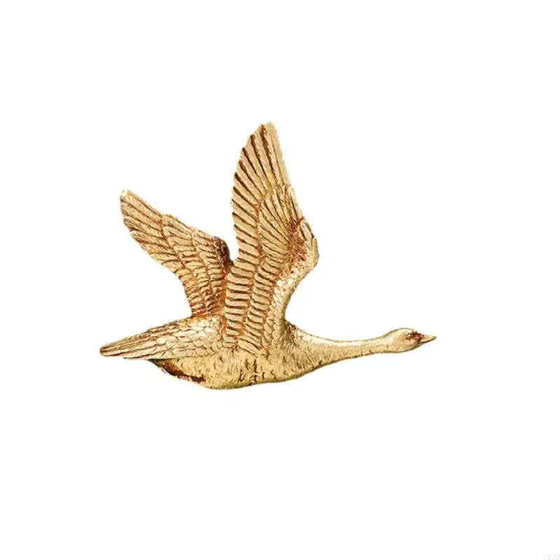 décoration murale oiseau volant résine détaillée relief blanc doré réaliste trois dimensions salon chambre