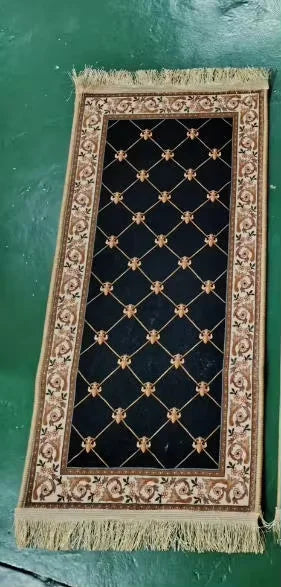 tapis noir rouge ornamental oiseau croix géométrique polyester caoutchouc maisonFRINGES