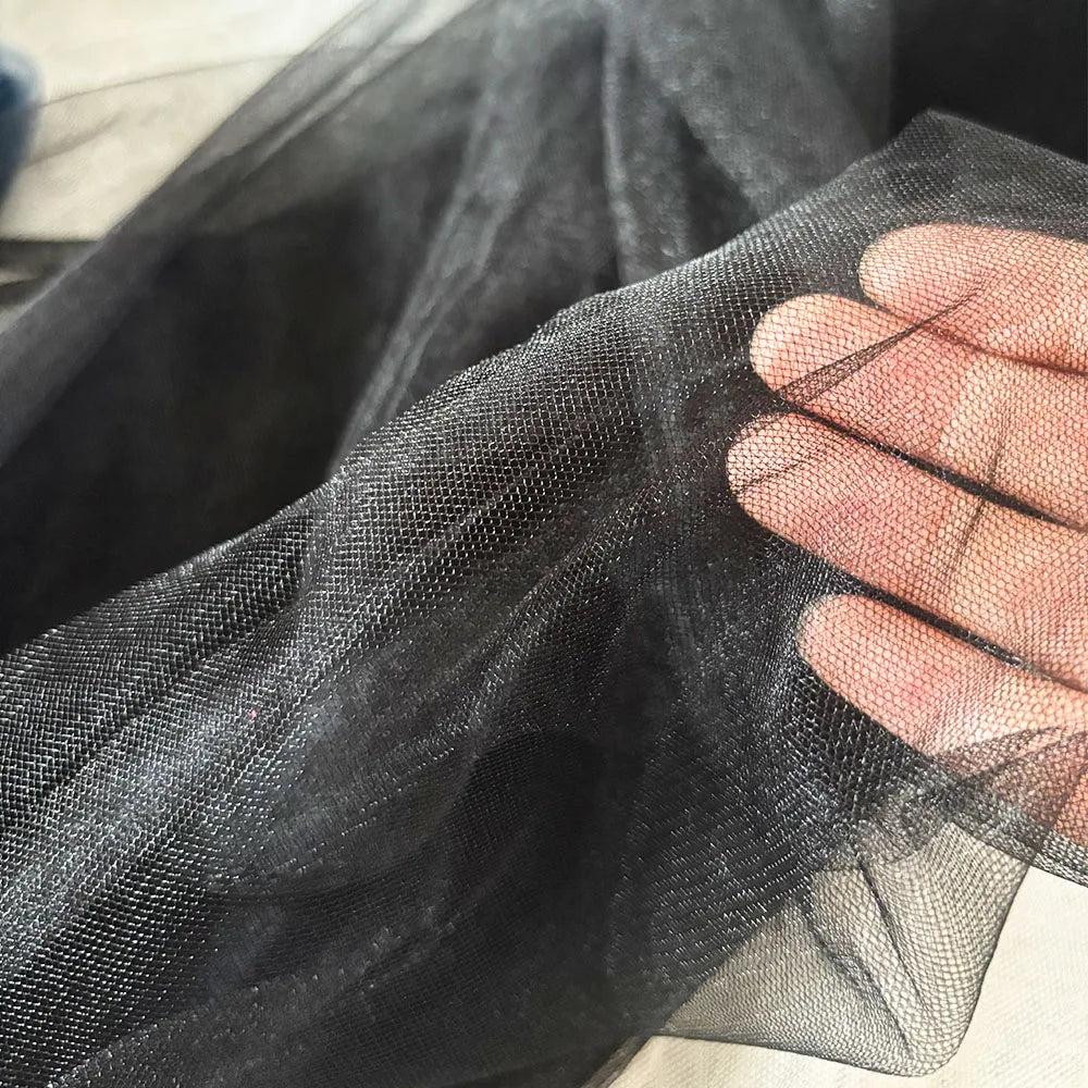 tulle fin bleu clair rose noir gaze blanche élégant délicat translucide bricolage robe coiffure