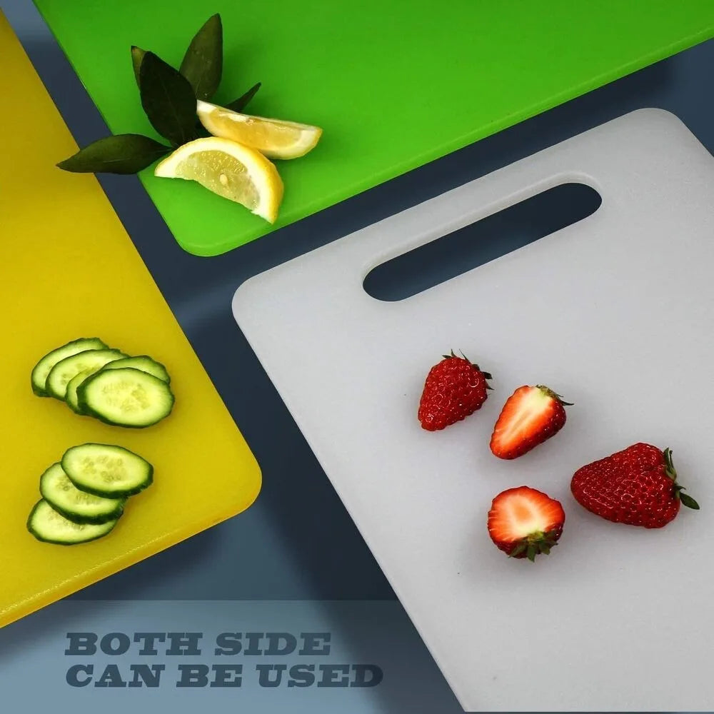 planches découper micro structurées modernes blanc vert rose jaune violet clips poignée écologiques cuisine