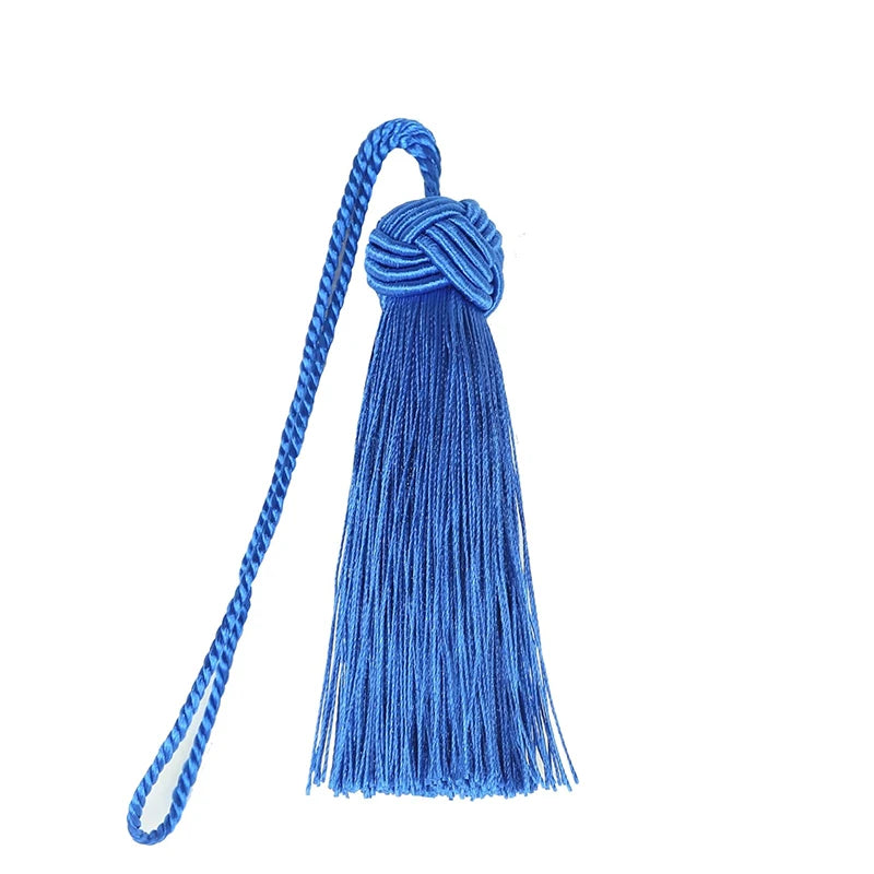 pompons franges decoration maison beige gris blanc bleu marine noir tissu élégant