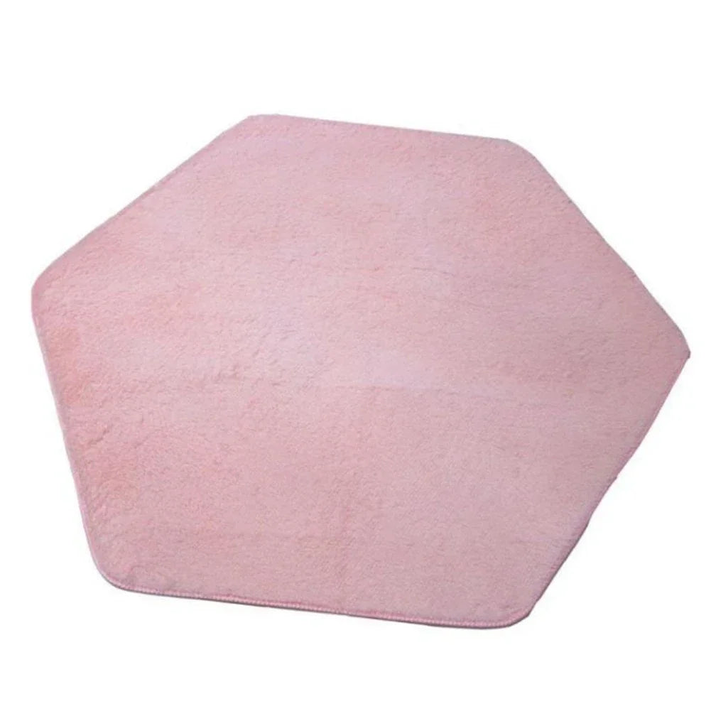 tapis hexagonal turquoise rose pâle doux moelleux moderne confortable adhésif fixe enfant princelea chambre