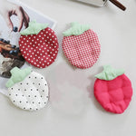 coussin protection tasse motif pois fraise kawaii rouge blanc vert clair décoratif polyester
