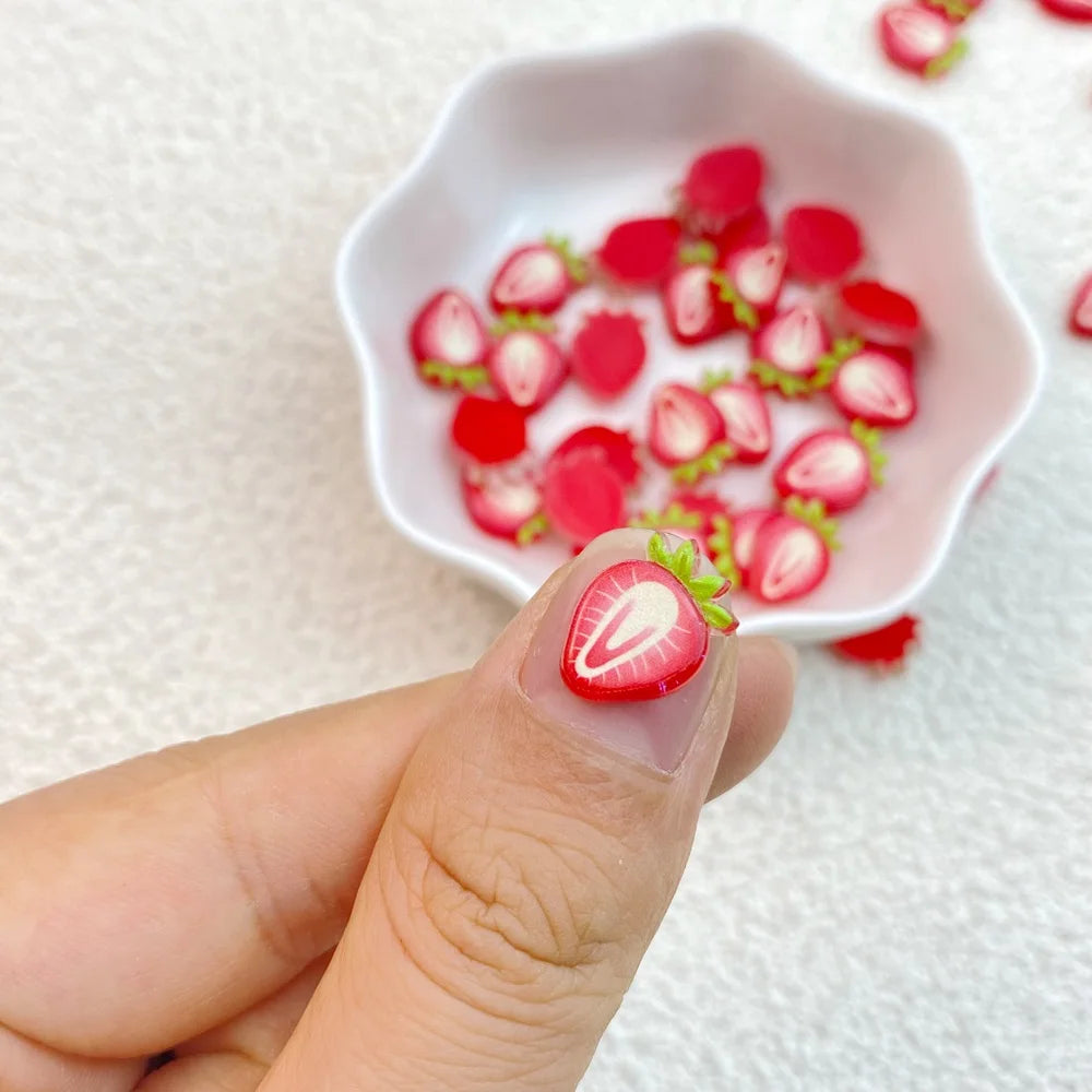 résine mignonne pommes fraises deco nail art accessoires manucure fruits realistes texturés rouge blanc