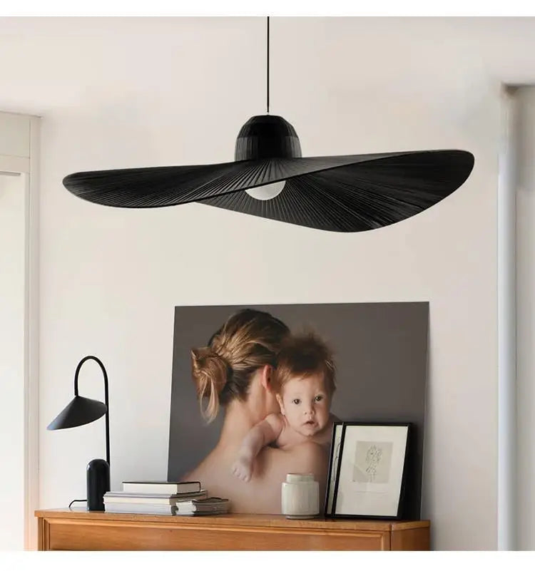 Suspension lumineuse moderne tissu noir blanc rayures fines plissées 6000K 3000K chambre salon étude