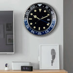 horloge murale plongée bleu vert rouge cadran lumineux aiguille quartz métal fixations
