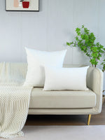 taie d'oreiller brodée motif floral blanc rose coussin décoratif classique fixations oreillettes