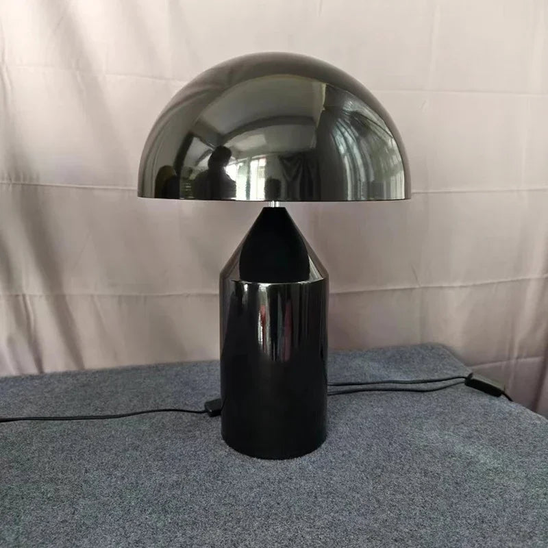 lampe table moderne métal doré forme champignon luxe éclairage intérieur maison
