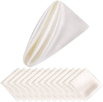 serviettes pliées serviettes satin noir or bleu roi classiques anneaux dorés table