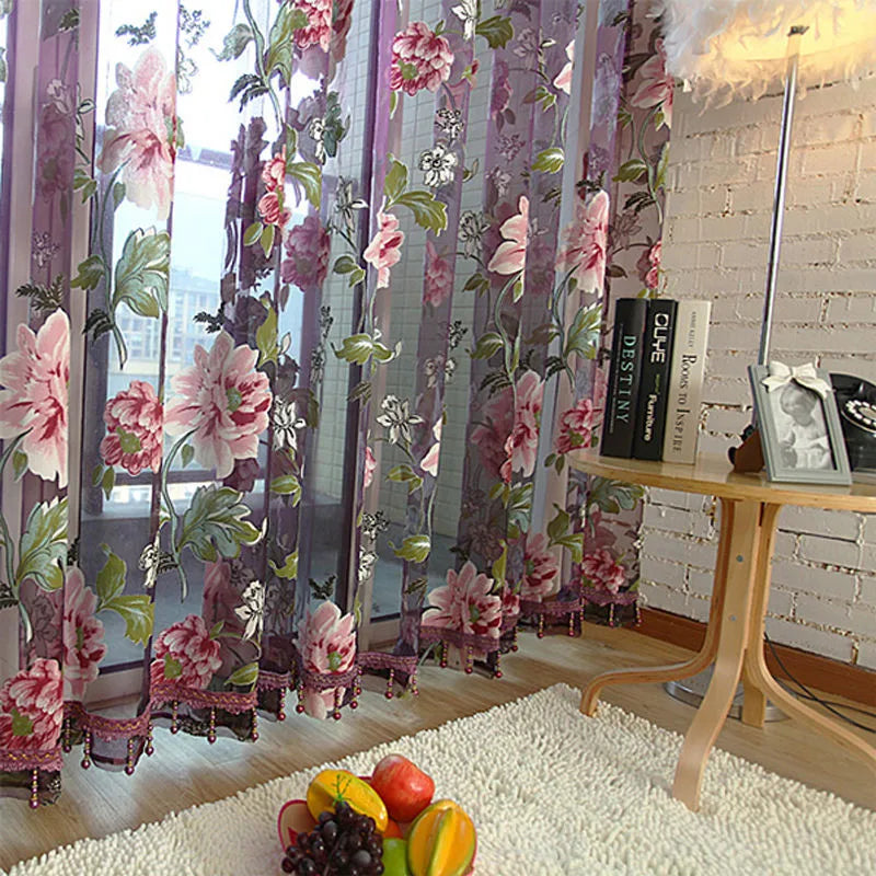 rideaux voilés motifs floraux tissu texturé translucides décoratifs romantiques fleurs feuilles