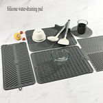 tapis drainage silicone gris moderne rayures horizontales anti dérapant rapide drying mat vaisselle organisateur