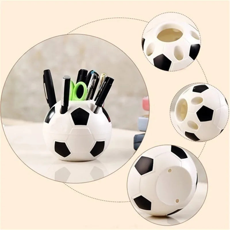 porte stylos plastique forme ballon football hexagones rouge noir décoration chambre sportive