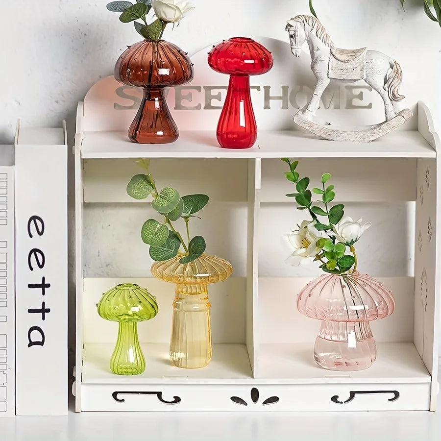 vases champignons transparents couleurs vives décoration intérieure moderne ornement floral arrondi brillant