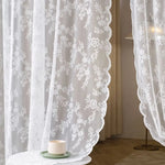 rideau floral transparent dentelle romantique noir blanc décoratif bohème ondulé semi transparent tringle