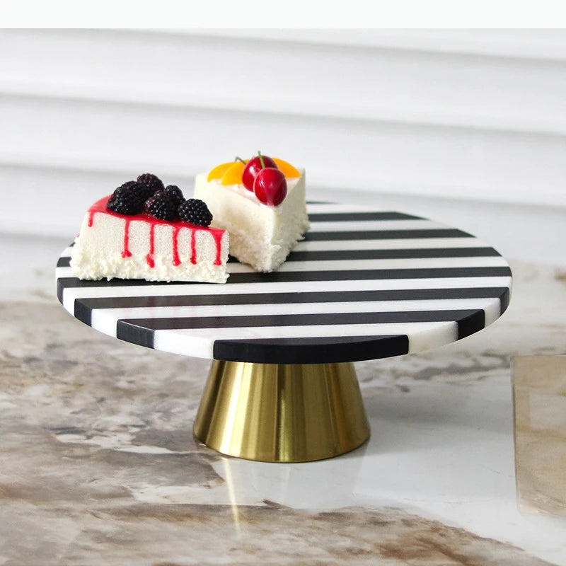 présentoir gâteau moderne rayures blanc noir doré fruits rouges dimension 30cm 12cm cheesecake cupcake