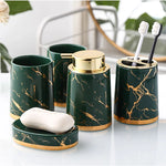 ensemble vaisselle salle bain marbre doré moderne vert foncé blanc noir respectueux environnement