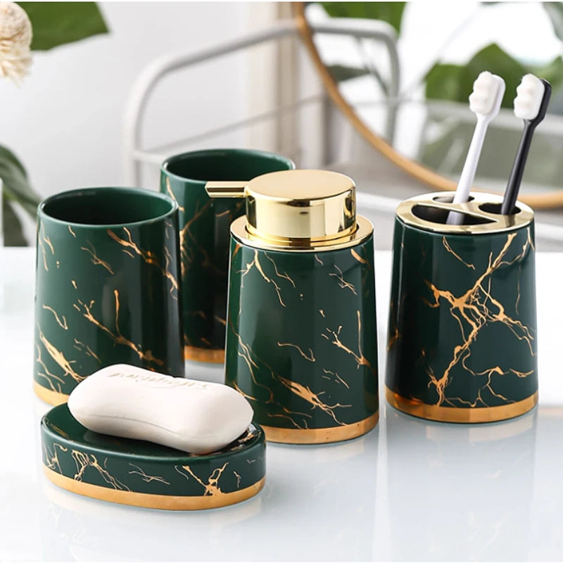 ensemble vaisselle salle bain marbre doré moderne vert foncé blanc noir respectueux environnement
