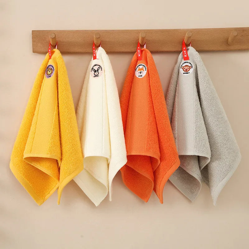 serviette coton animaux brodés jaune gris enfant rapide absorbante face toilettage