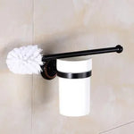 accessoires salle bain noir classiques rondelles dorées porte serviettes savon papier toilette brosse wc