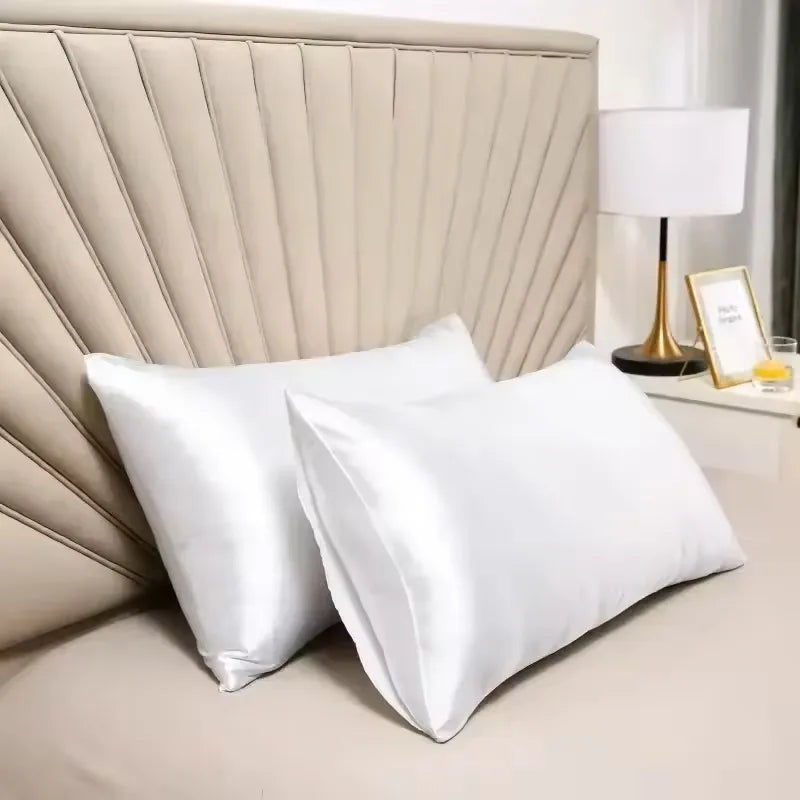 housse coussin moderne couleur rose pâle blanc gris beige violet satinée opaque lit chambre