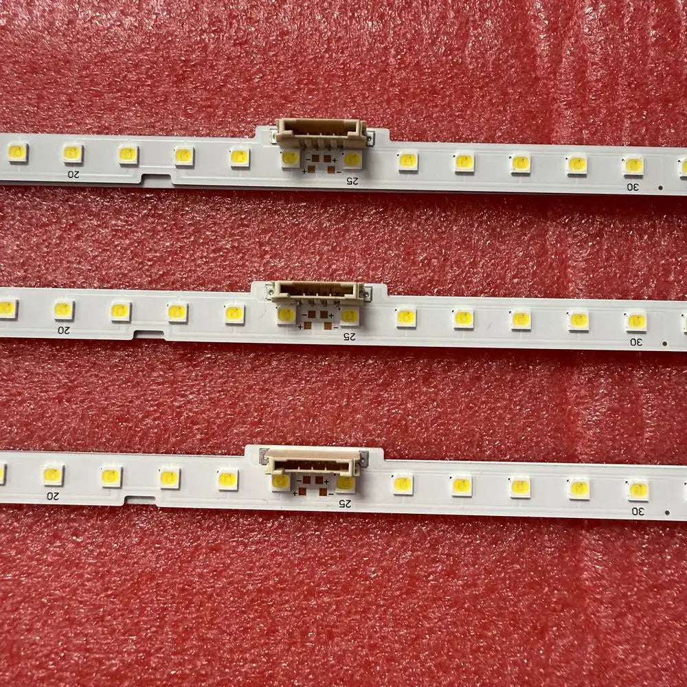 ruban led blanc points lumineux jaunes moderne connecteurs électriques certifié rohs ul cem