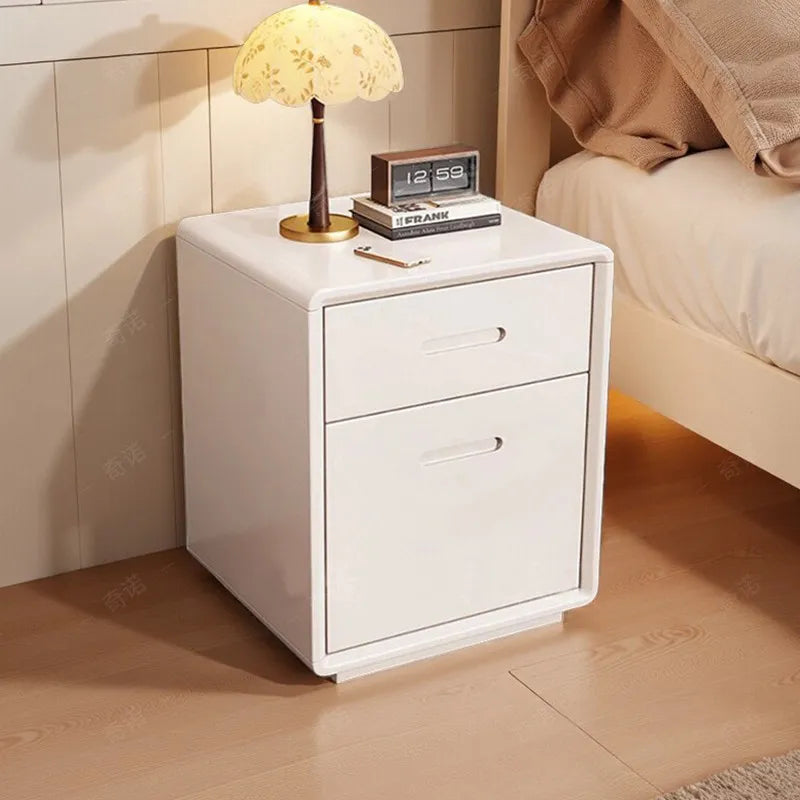 meuble chevet marron clair tiroir sécuritaire table nuit bois naturel minimaliste