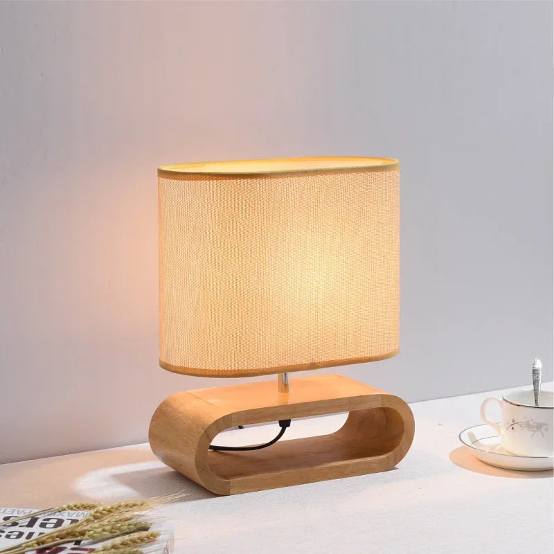lampe table nordique bois naturel tissu beige motif ampoule led chambre salonhôtel étude