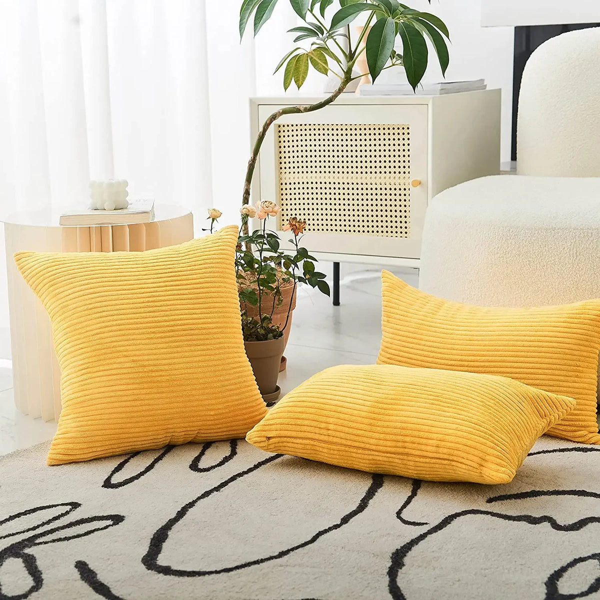 coussin décoratif velours côtelé rayures horizontales canapé salon lit maison