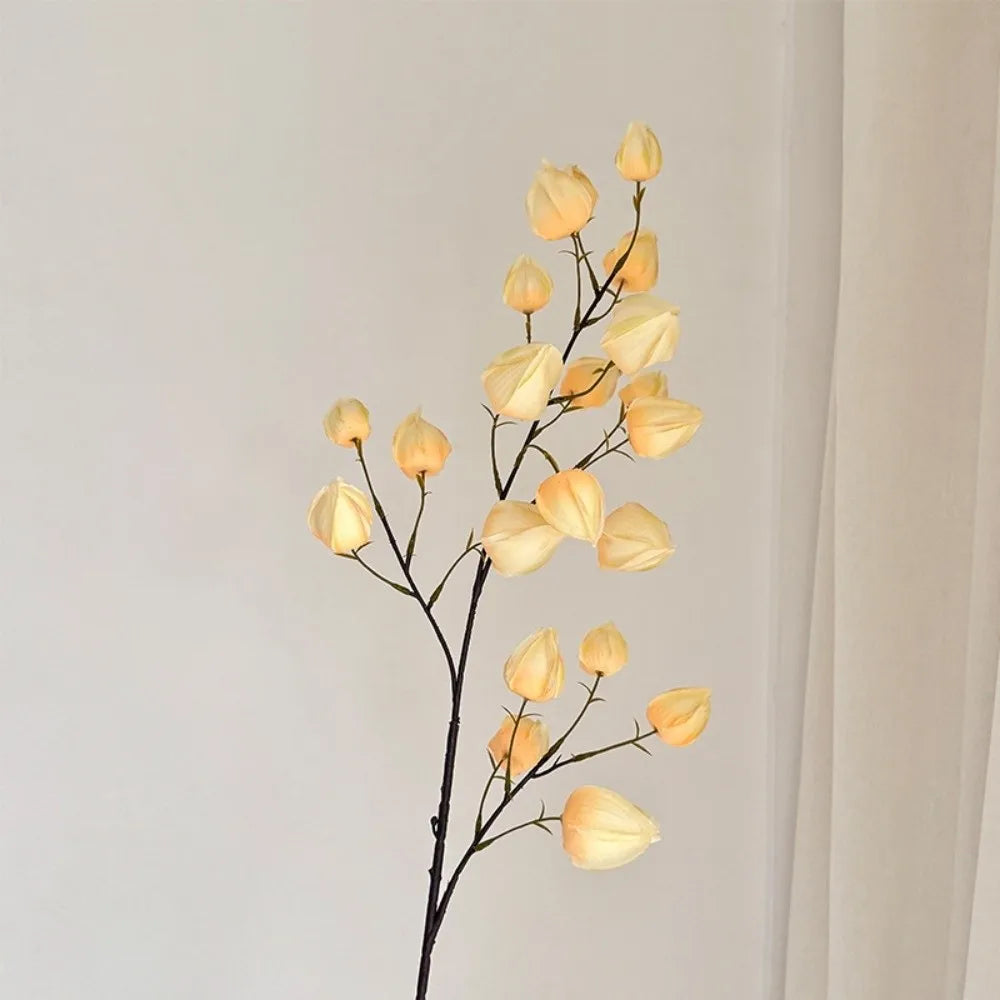 décoration intérieure branche artificielle rouge jaune feuilles coeurs moderne vert anniversaire mariage