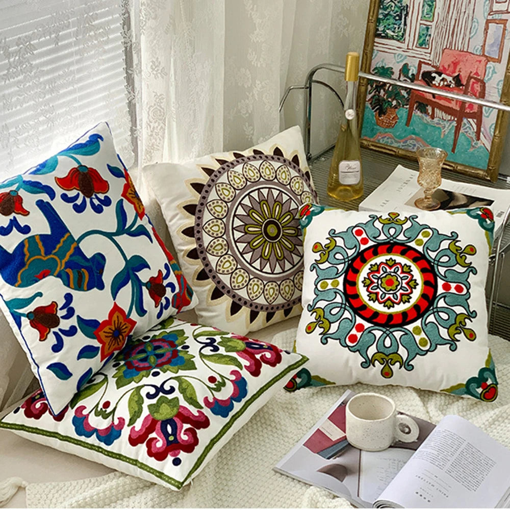 taies d'oreiller coton polyester ethnique floral brodées couleurs vives motifs géométriques coussins deco 45x45cm