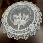 serviette table blanche broderie florale translucide classique décoration d'intérieur table restaurant