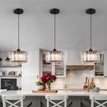 suspension lumineuse moderne noir doré cristal led rayures horizontales tubes transparents éclairage quotidien