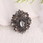 broche vintage strass métal ornements élégants femme décoration manteau robe festive
