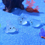 figurines baleines blancs translucides cartoon yeux narines ornement bricolage accessoires jardin nocturne lueur