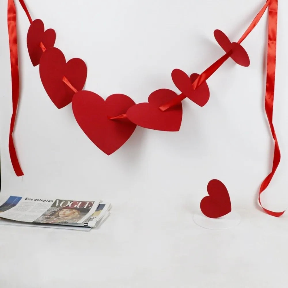 guirlande décorative mariage forme cœur motif double bonheur rubans rouges éventail chinois anniversaire fixations
