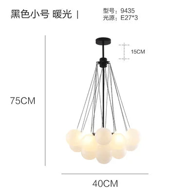 Suspension lumineuse moderne boules sphériques opaques chaînes métalliques blanc salon chambre
