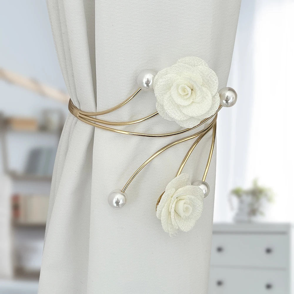 accessoires fenêtre rideau clips roses tissu moderne élégant off white rouge doré
