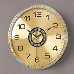 horloge murale moderne or blanc iridescente motif brillant élégante aiguille cadran métal