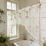 rideau floral transparent rose cerises franges perlées champêtre tringle intérieure maison