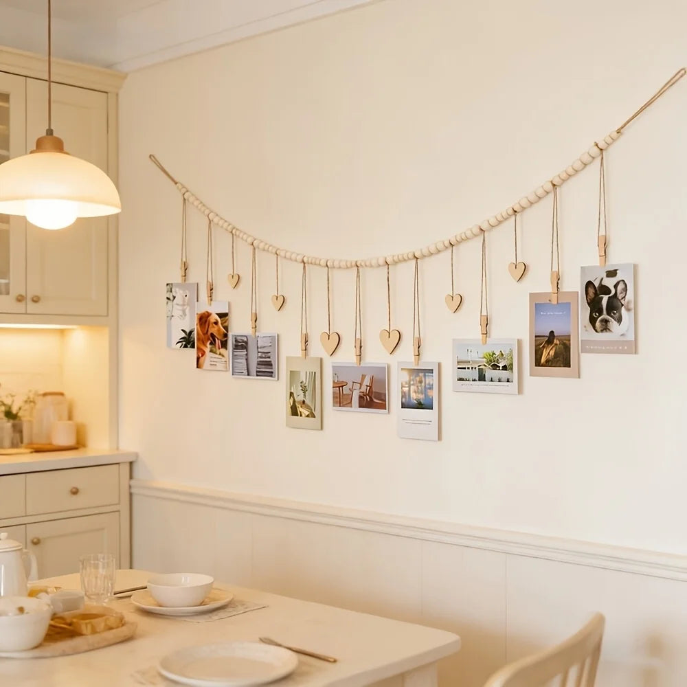 guirlande bois photos suspendues cœurs pinces rustic bohème décoration mur
