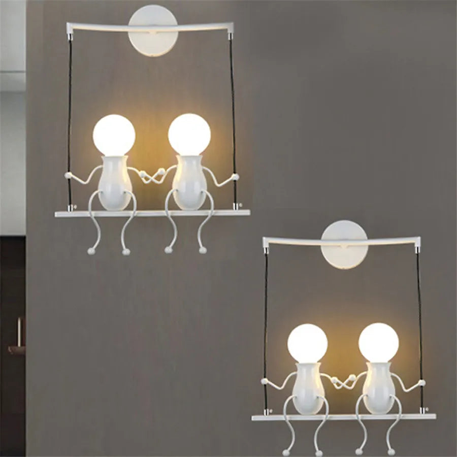 applique murale enfant personnage stylisé fer noir blanc lampe chambre décoration moderne