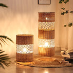 lampe sol rotin marron clair moderne rustique base métal tressée main