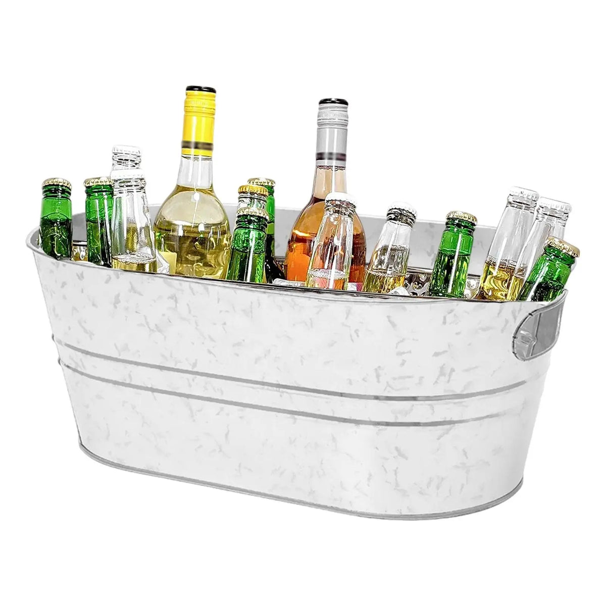 seau glaçons métal argenté rustique bouteilles cocktails verres parties piscine boissons fraîches