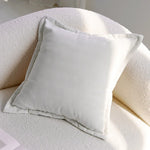 housse coussin forme lapin rose velours rayures blanches animal compagnie doux confortable décoration maison