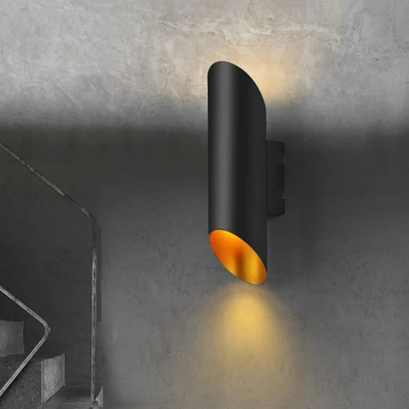 applique murale moderne noire dorée led bouton poussoir autonome fixations